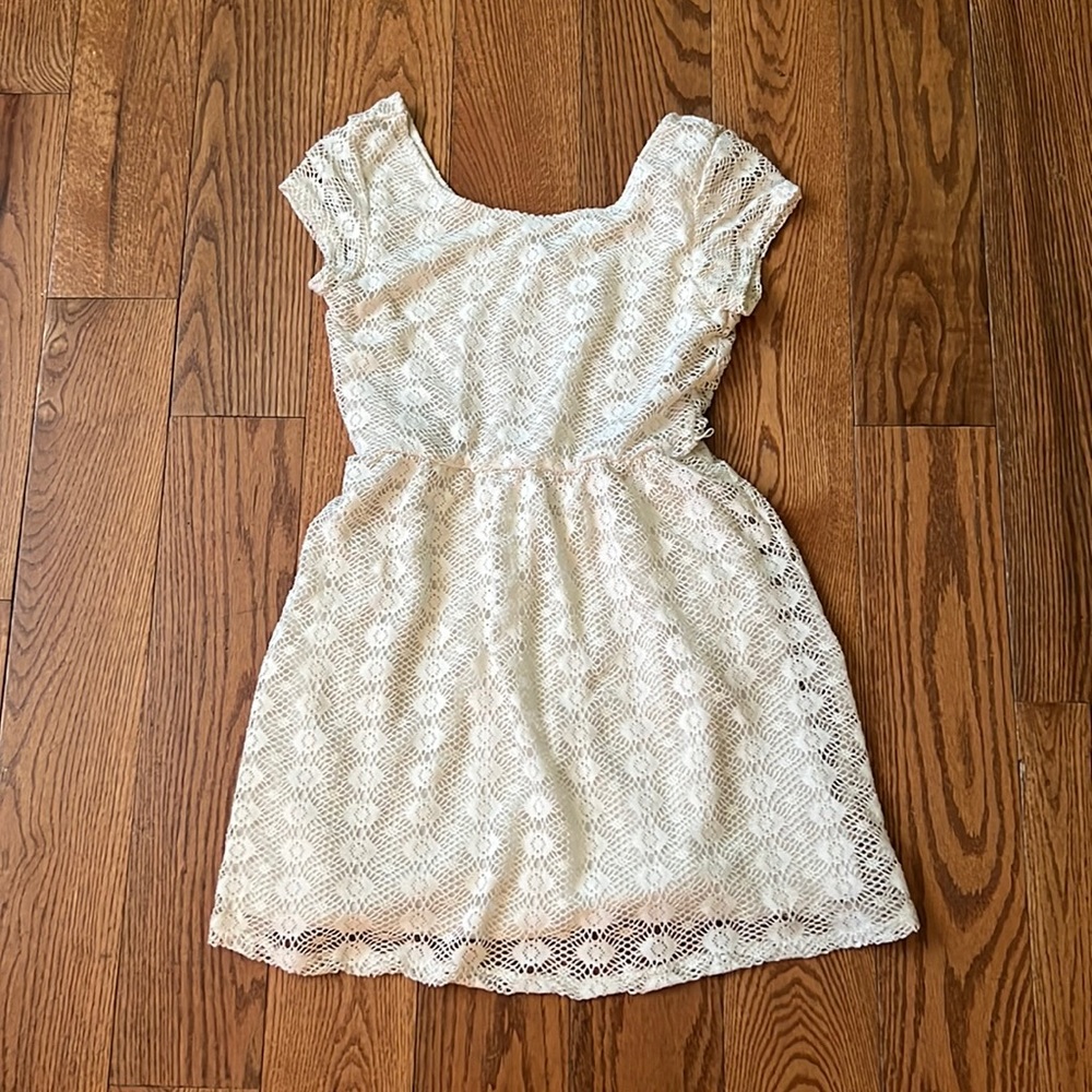 lace dress